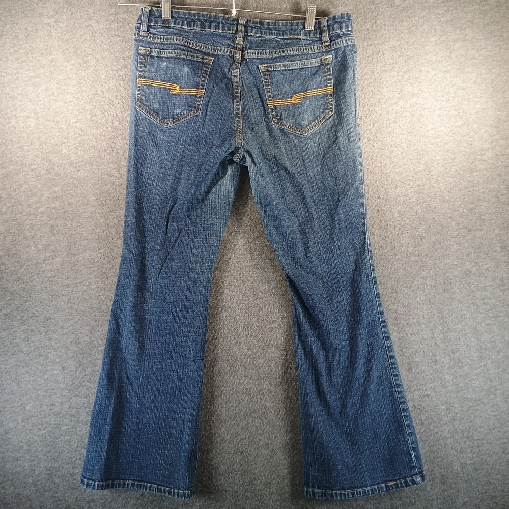 Arizona Jean Co Women 15 Short/Bajo Boot Cut Fit‎ Medium Wash - Picture 6 of 10